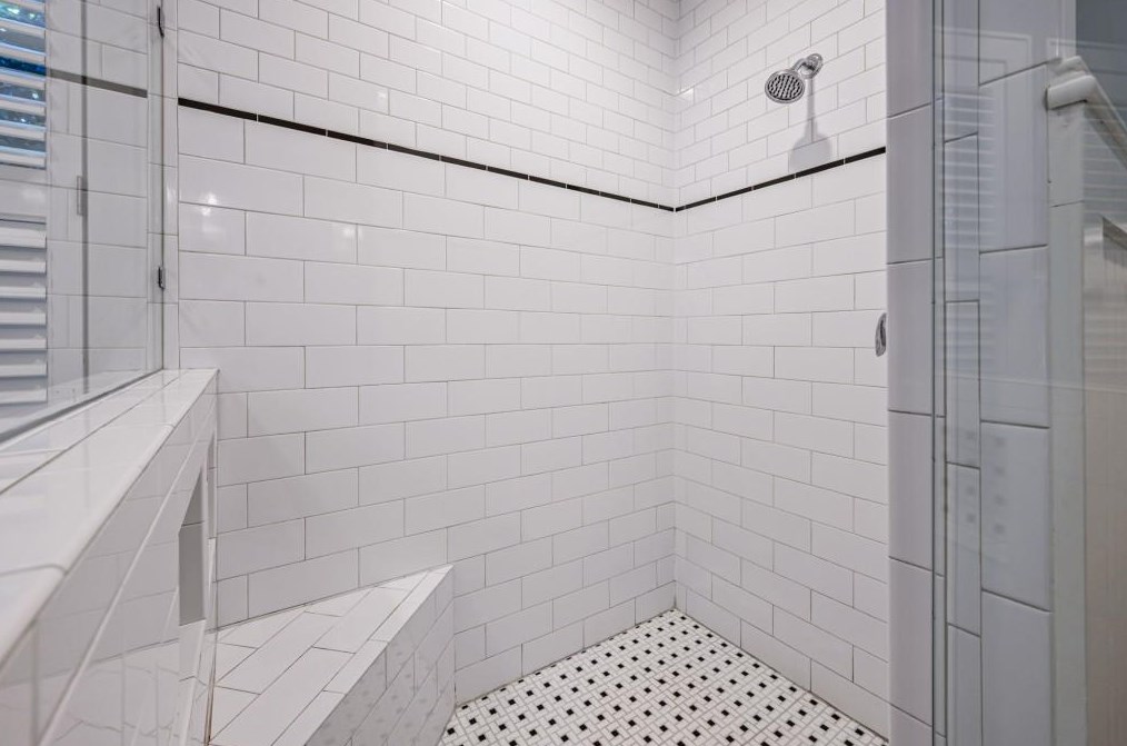 933 Mcdonough St, Decatur GA  30030-4930 exterior