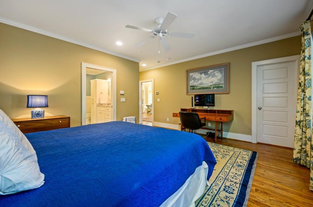 933 Mcdonough St, Decatur GA  30030-4930 exterior