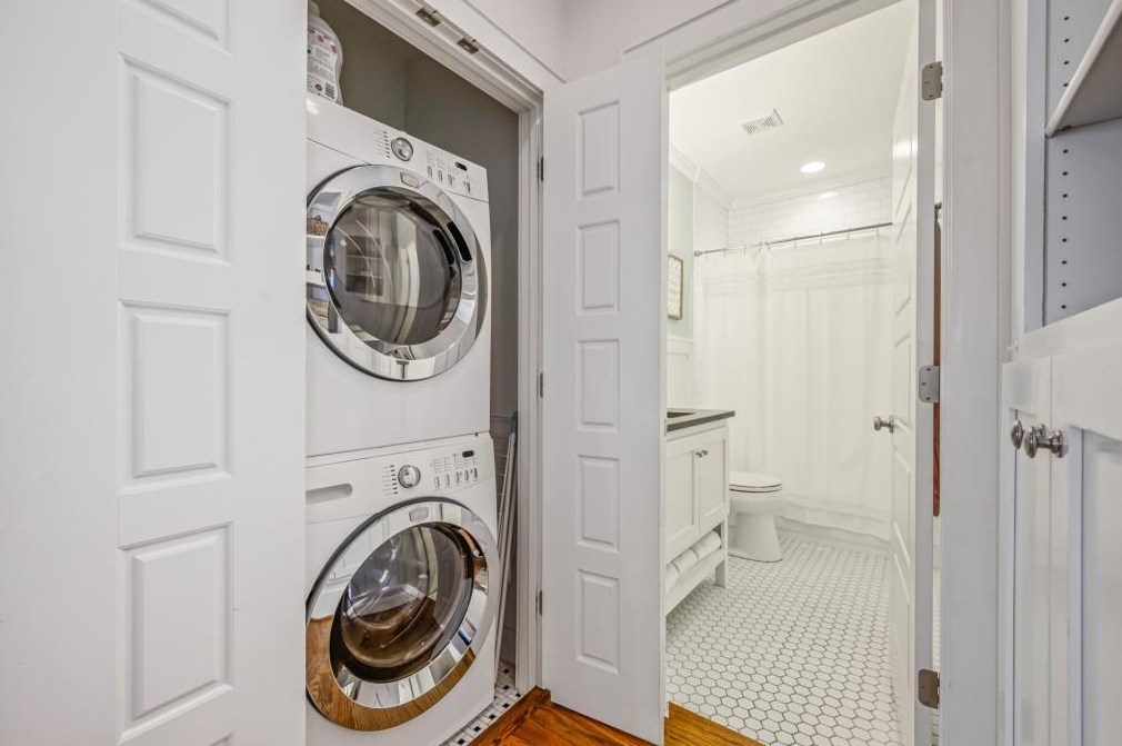 933 Mcdonough St, Decatur GA  30030-4930 exterior