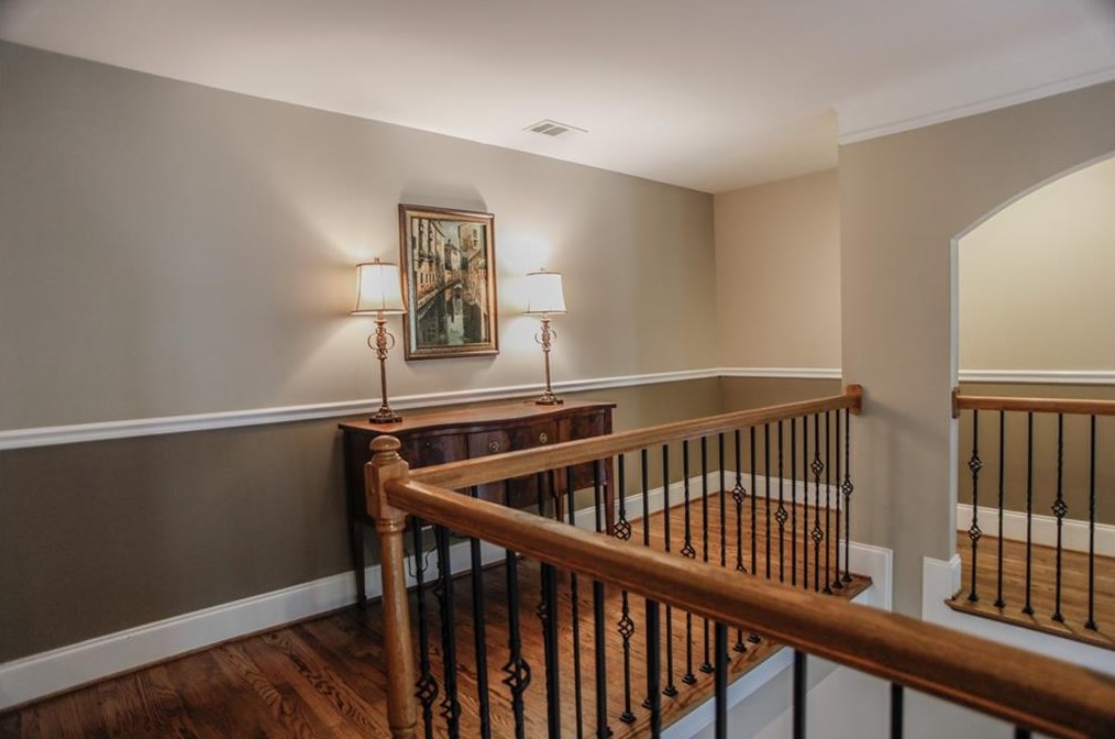 270 Wembley Cir, Atlanta GA  30328-6757 exterior