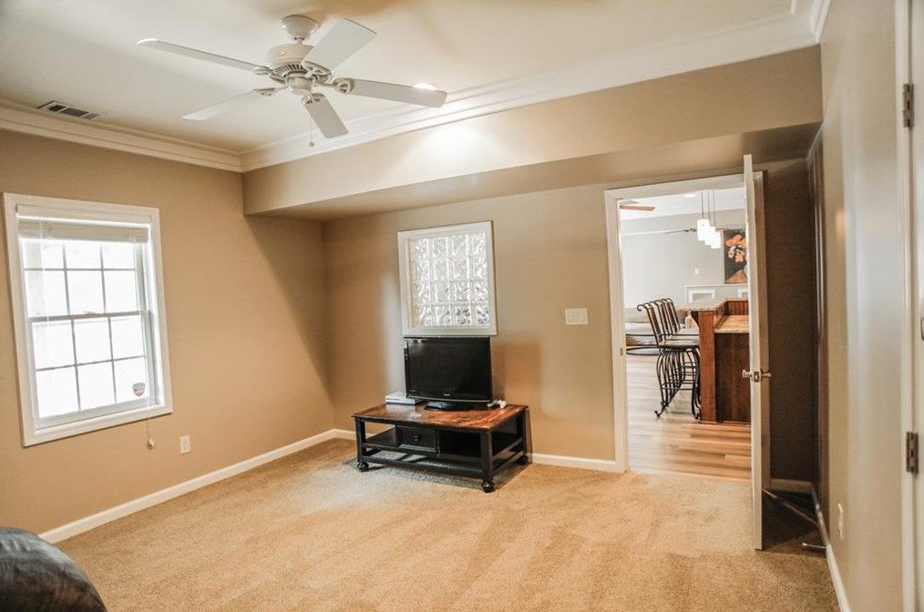 270 Wembley Cir, Atlanta GA  30328-6757 exterior