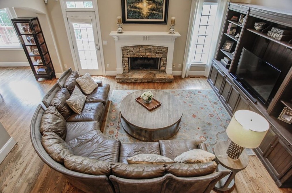 270 Wembley Cir, Atlanta GA  30328-6757 exterior