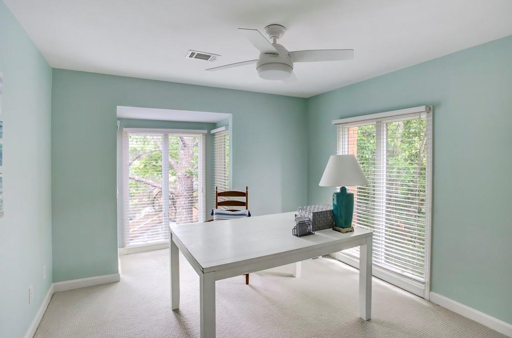47 Willow Gln, Atlanta GA  30342-1341 exterior