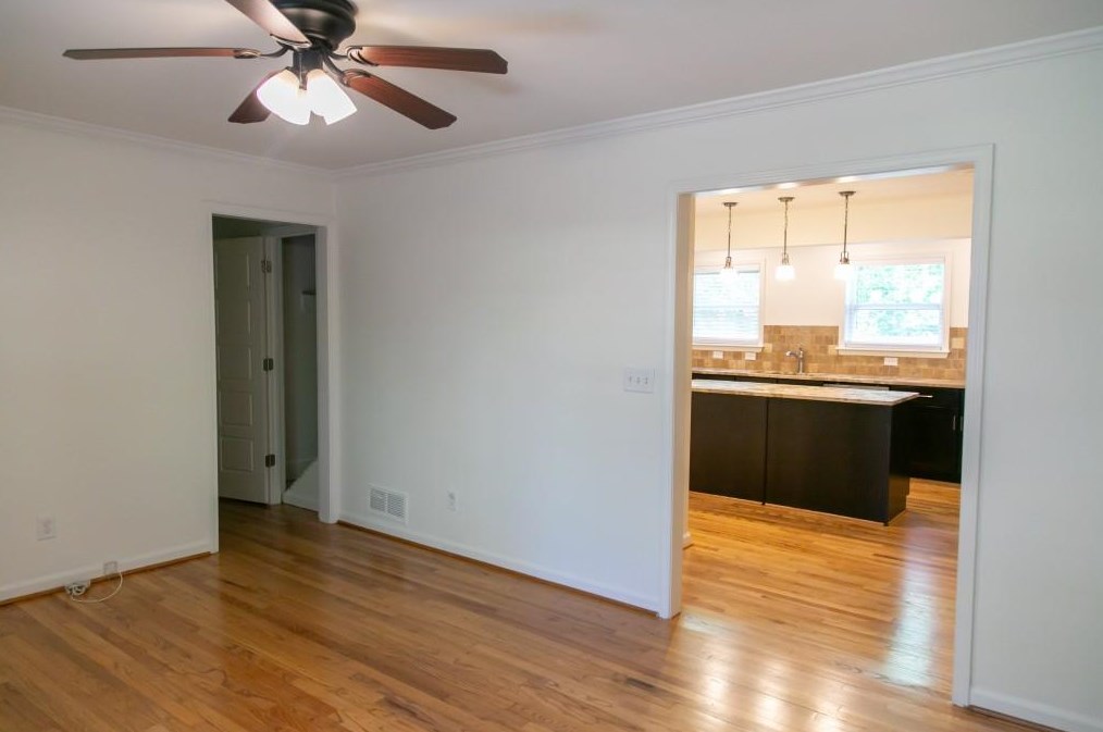 1547 Delia Dr, Decatur GA  30033-3373 exterior