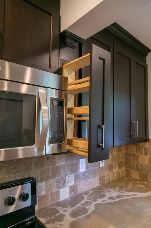 1547 Delia Dr, Decatur GA  30033-3373 exterior