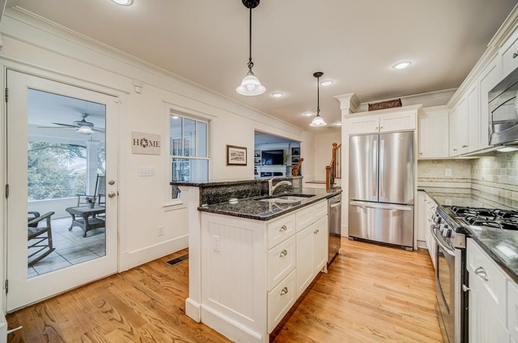 633 Coventry Rd, Decatur GA  30030-5011 exterior