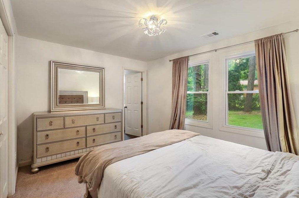 3354 Pinehill Dr, Decatur GA  30032-2903 exterior