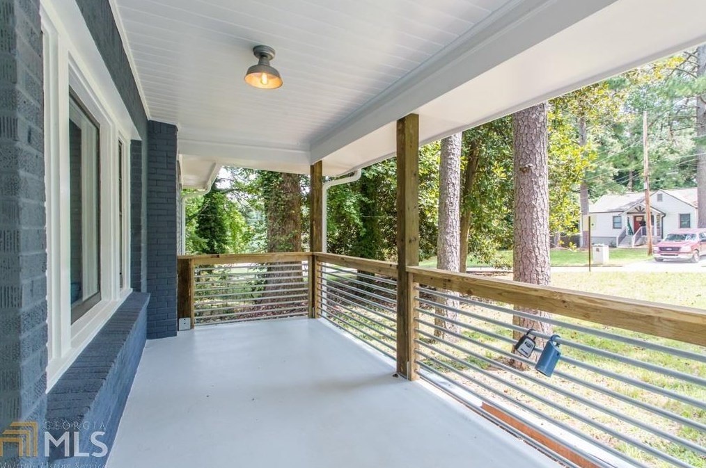 1841 Ridgeland Dr, Decatur GA  30032-4915 exterior