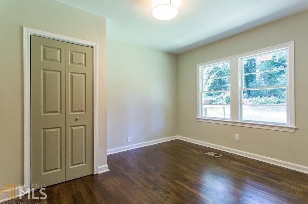 1841 Ridgeland Dr, Decatur GA  30032-4915 exterior