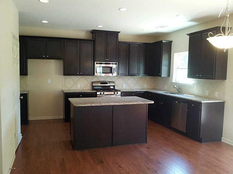1681 Scenic Pines Dr, Lawrenceville GA  30044-6281 exterior