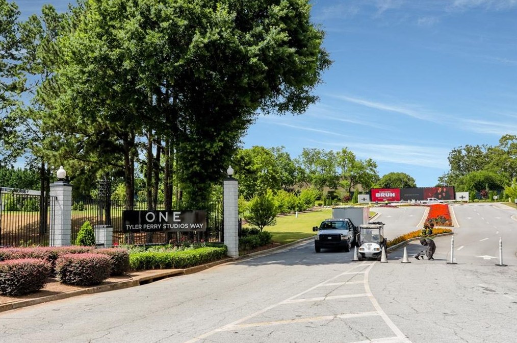 1926 Oana St, Atlanta GA  30310-5036 exterior