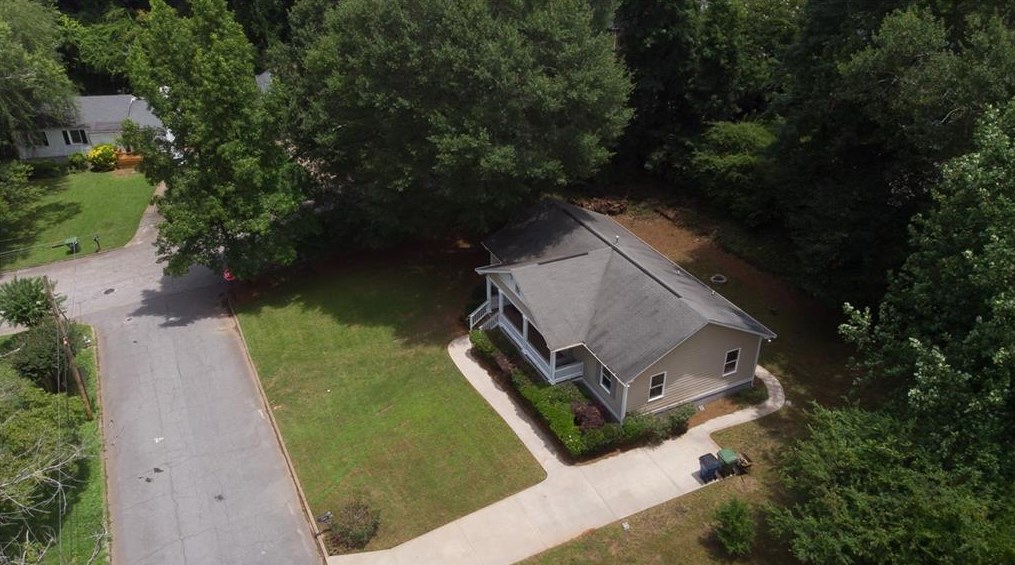 1926 Oana St, Atlanta GA  30310-5036 exterior