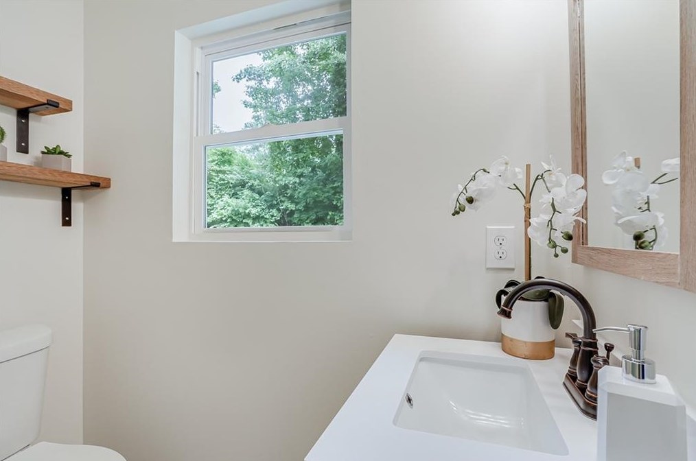 1926 Oana St, Atlanta GA  30310-5036 exterior