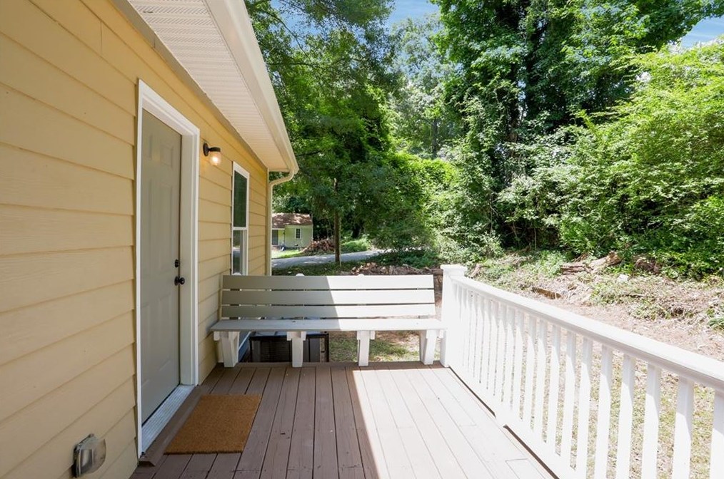 1926 Oana St, Atlanta GA  30310-5036 exterior