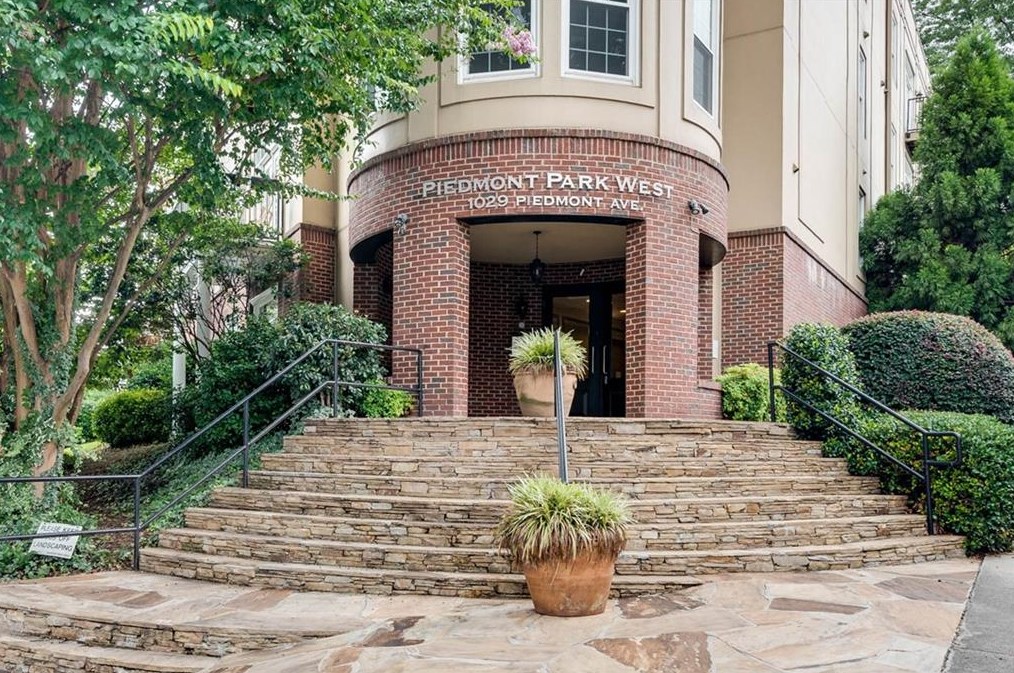 1029 Piedmont Ave, Atlanta GA  30309-5006 exterior