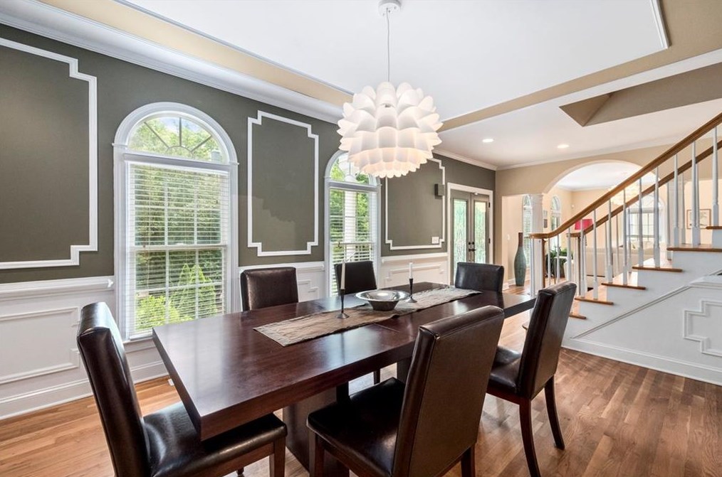 13 Wieuca Trce, Atlanta GA  30342-3856 exterior