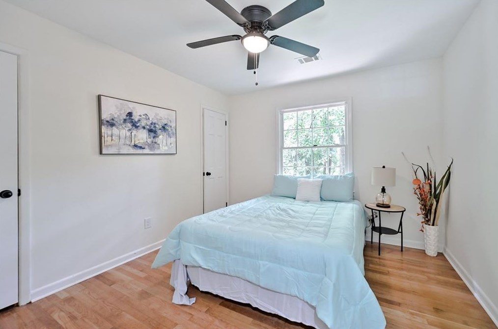 3356 Thornewood Dr, Atlanta GA  30340-4024 exterior