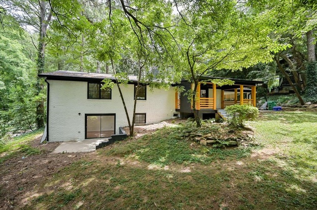 3356 Thornewood Dr, Atlanta GA  30340-4024 exterior