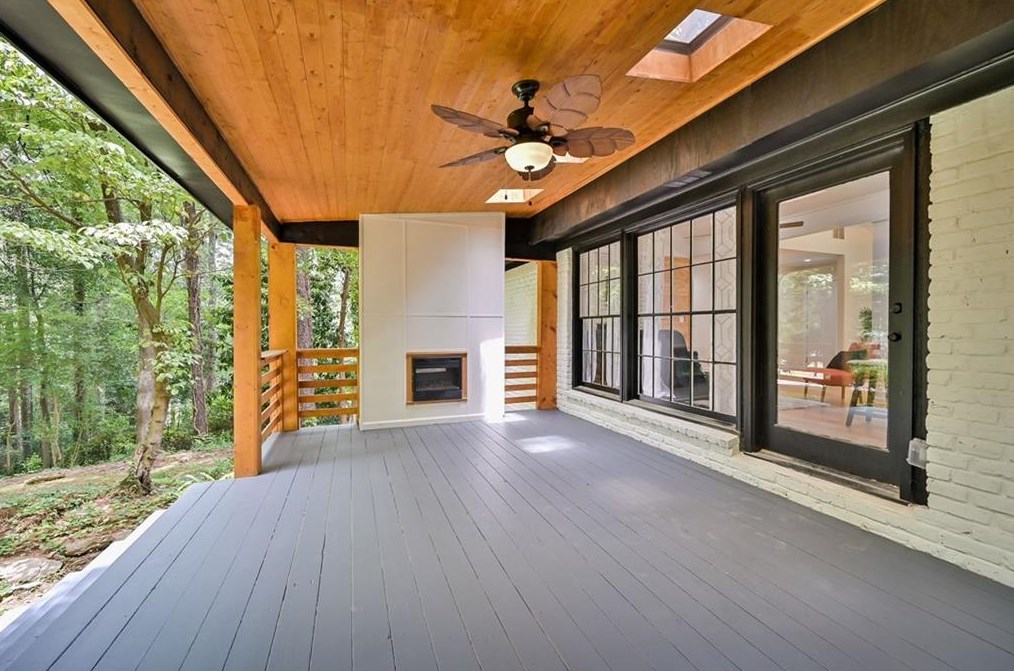 3356 Thornewood Dr, Atlanta GA  30340-4024 exterior