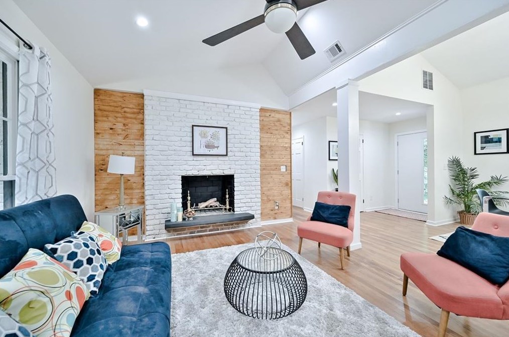 3356 Thornewood Dr, Atlanta GA  30340-4024 exterior