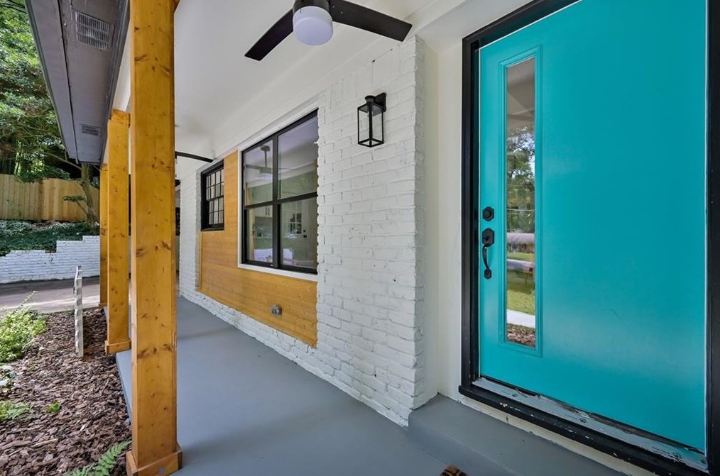 3356 Thornewood Dr, Atlanta GA  30340-4024 exterior