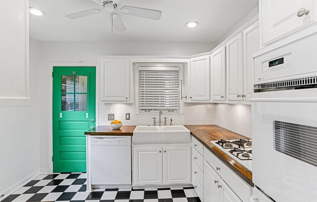 511 Superior Ave, Decatur GA  30030-1404 exterior