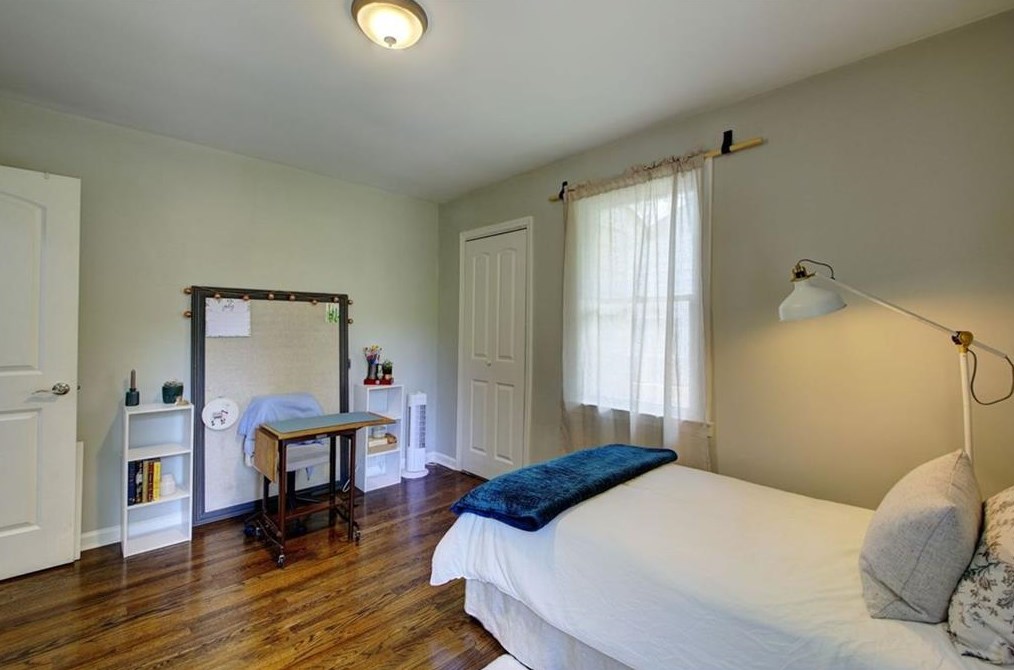 1731 Thomas Ter, Decatur GA  30032-4636 exterior