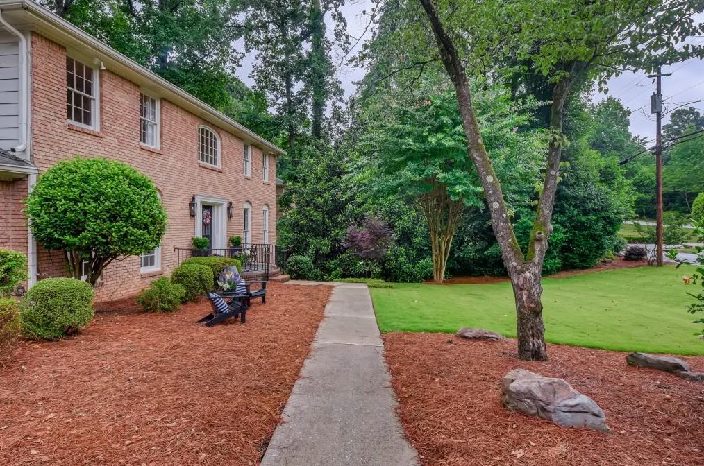 5491 Trowbridge Dr, Atlanta GA  30338-3631 exterior