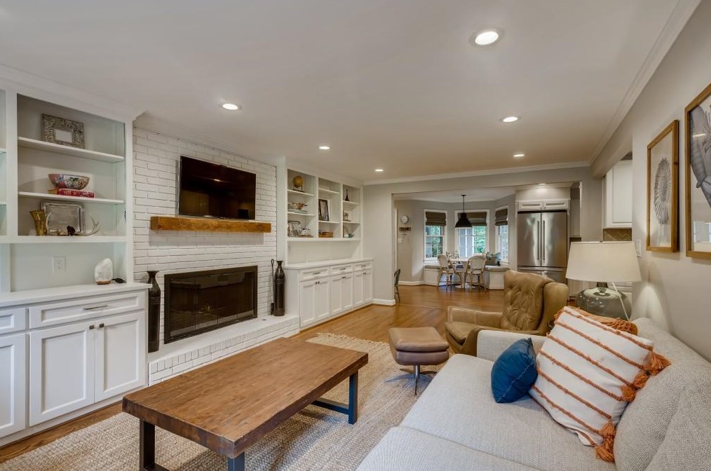 5491 Trowbridge Dr, Atlanta GA  30338-3631 exterior