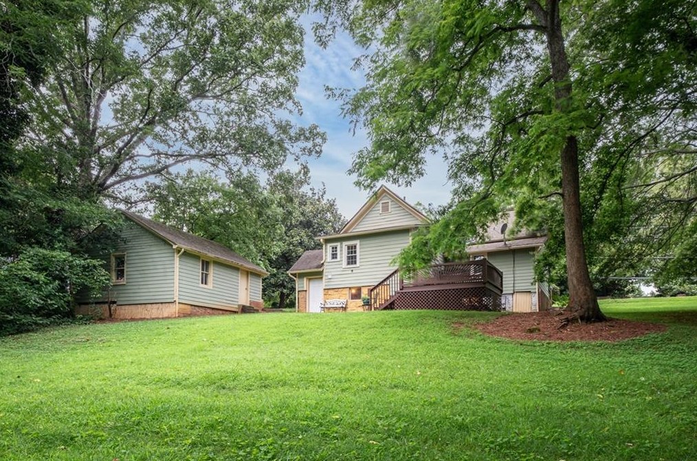 2380 2nd Ave, Decatur GA  30032 exterior