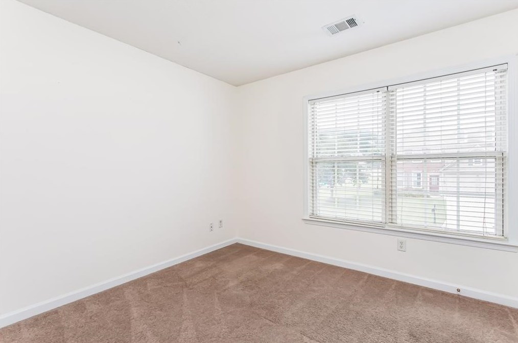 105 Lembeth Ct, Alpharetta GA 30004-8552 exterior