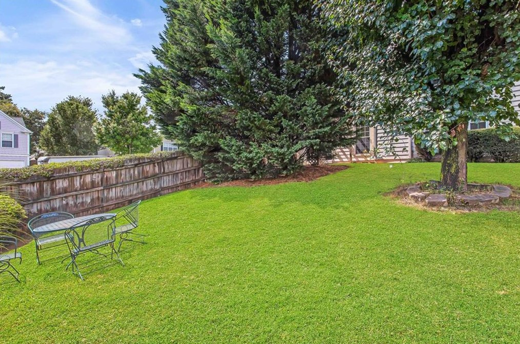 105 Lembeth Ct, Alpharetta GA 30004-8552 exterior