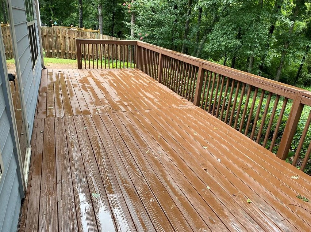 1360 Primrose Dr, Roswell GA  30076-4221 exterior