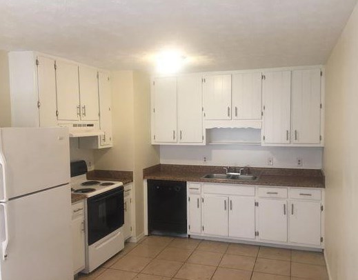 213 Forest Pl, Lawrenceville GA 30046-8813 exterior