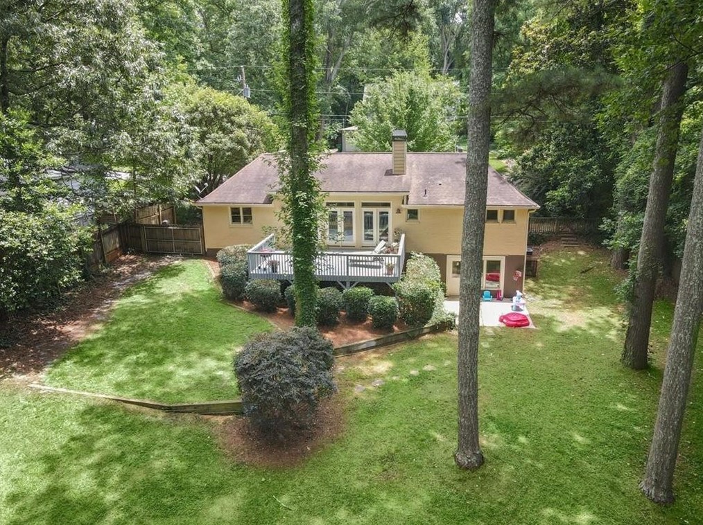 1367 Carter Rd, Decatur GA  30030-4606 exterior