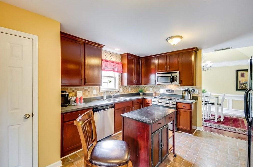 412 Fortune Way, Dallas GA  30157-7493 exterior