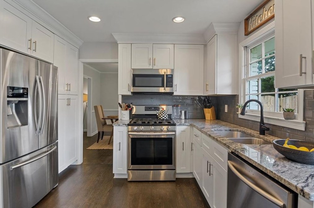 2540 Windwood Ct, Atlanta GA  30360-1444 exterior