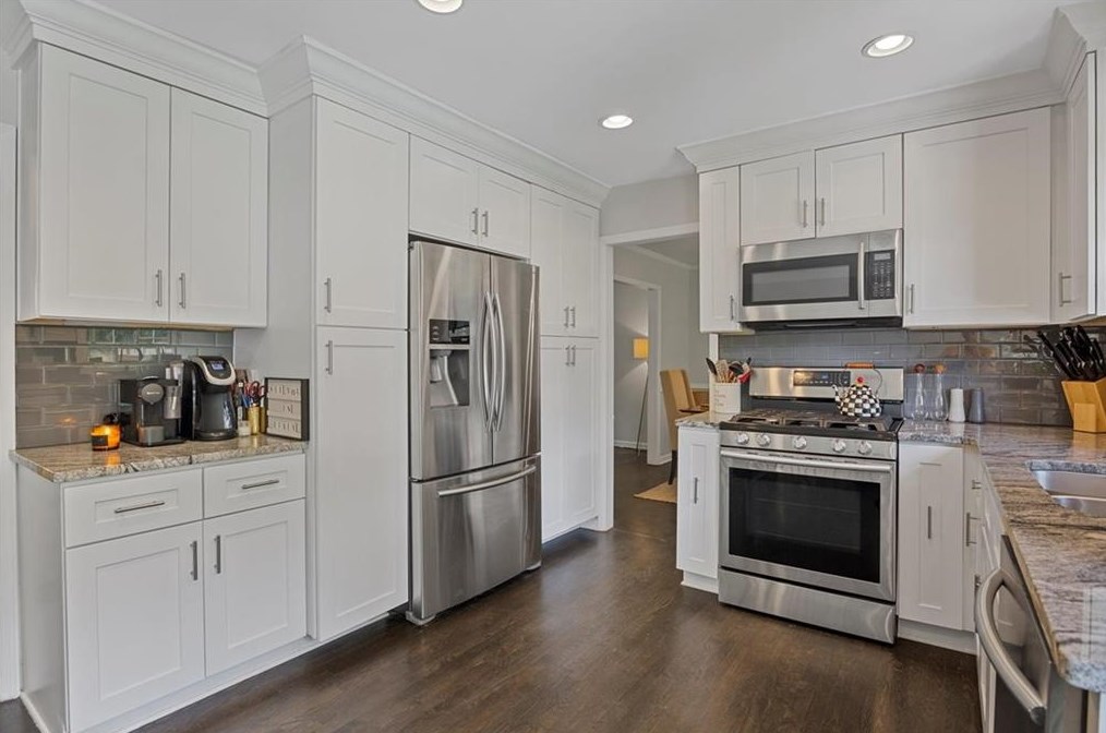 2540 Windwood Ct, Atlanta GA  30360-1444 exterior