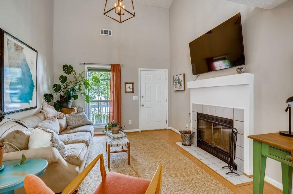3282 Avensong Village Cir, Alpharetta GA  30004-7434 exterior