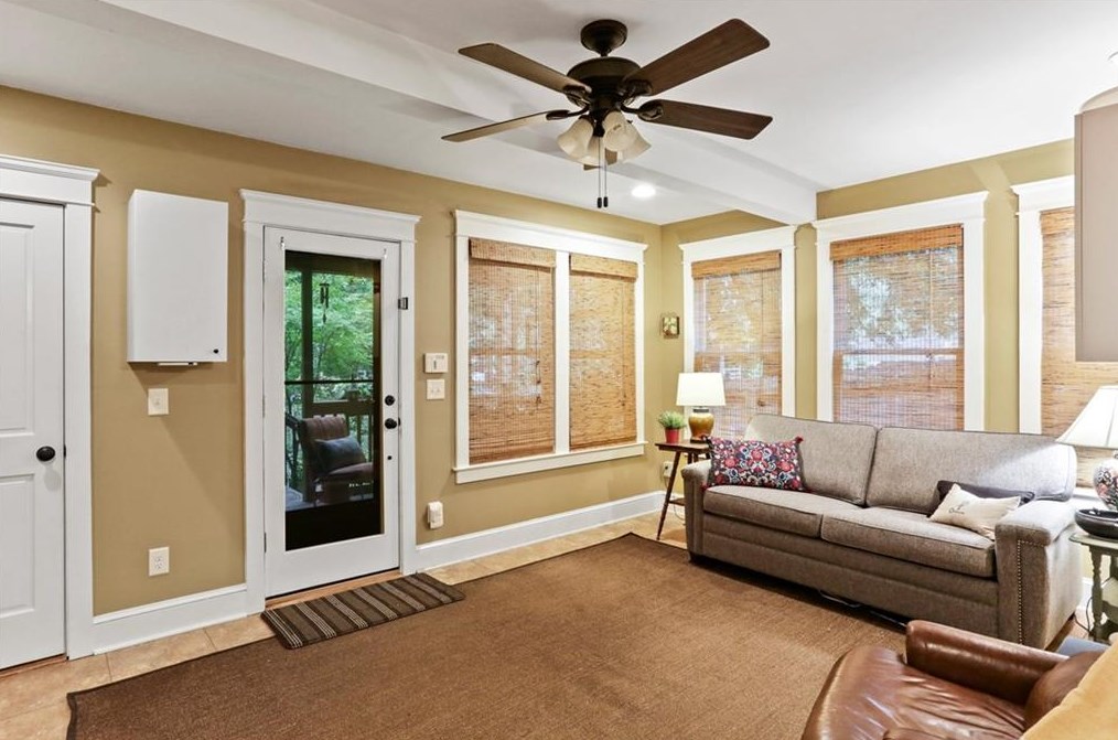 148 Mead Rd, Decatur GA  30030-3621 exterior