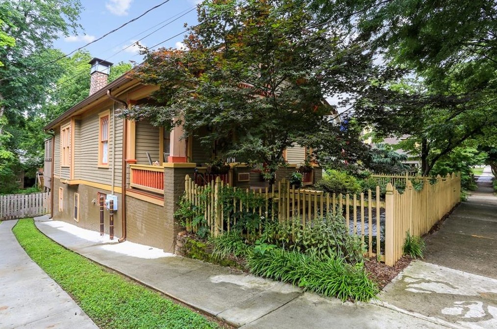 148 Mead Rd, Decatur GA  30030-3621 exterior