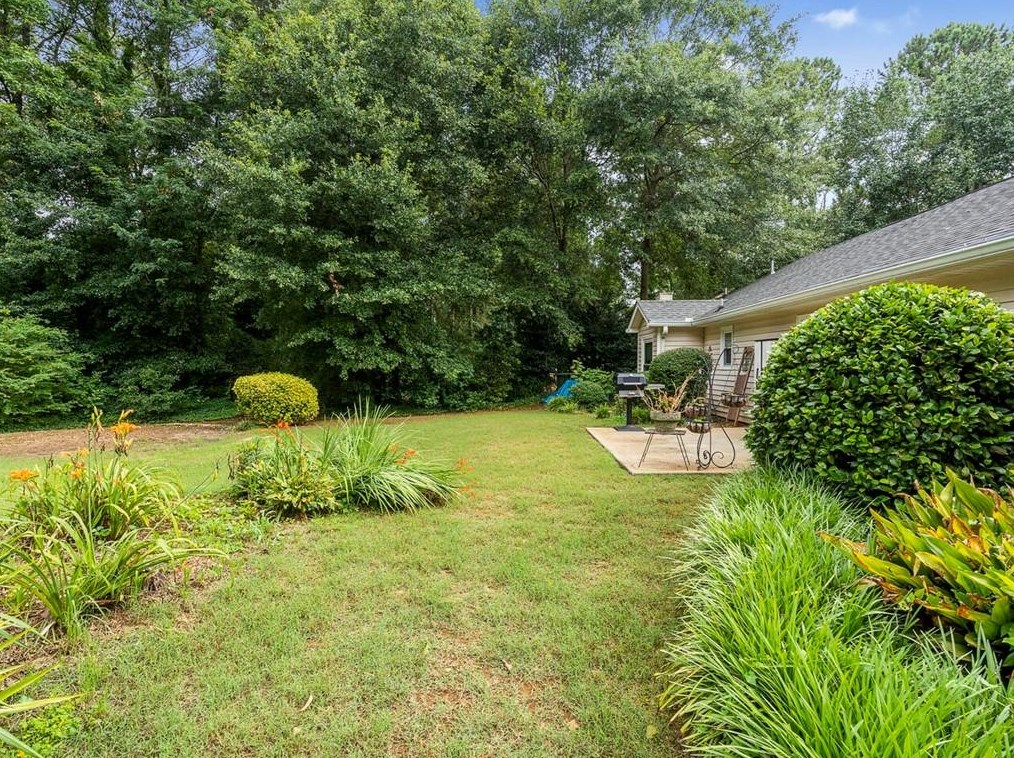 5338 Memorial Ln, Powder Springs GA  30127-3400 exterior