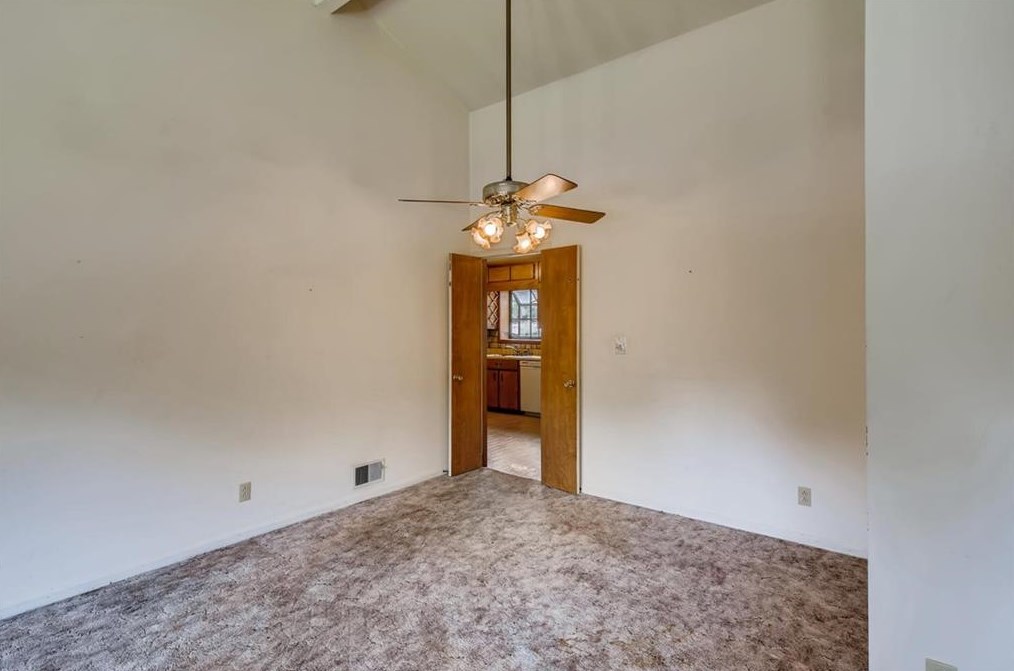 2907 Hillbrook Way, Decatur GA  30033-2427 exterior