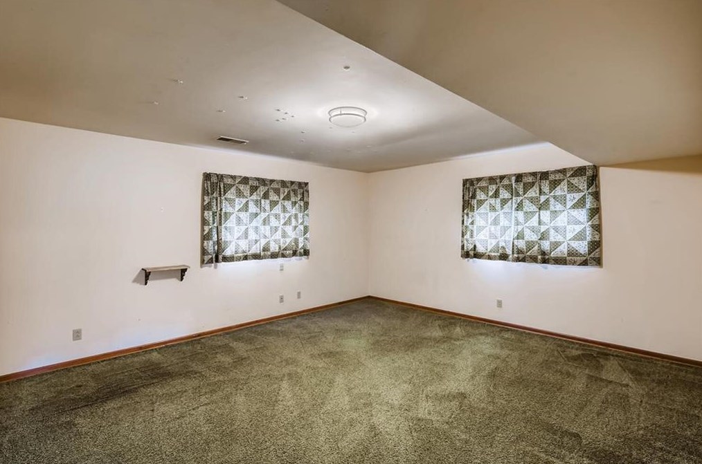 2907 Hillbrook Way, Decatur GA  30033-2427 exterior