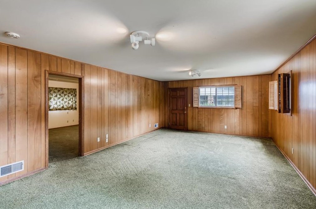 2907 Hillbrook Way, Decatur GA  30033-2427 exterior