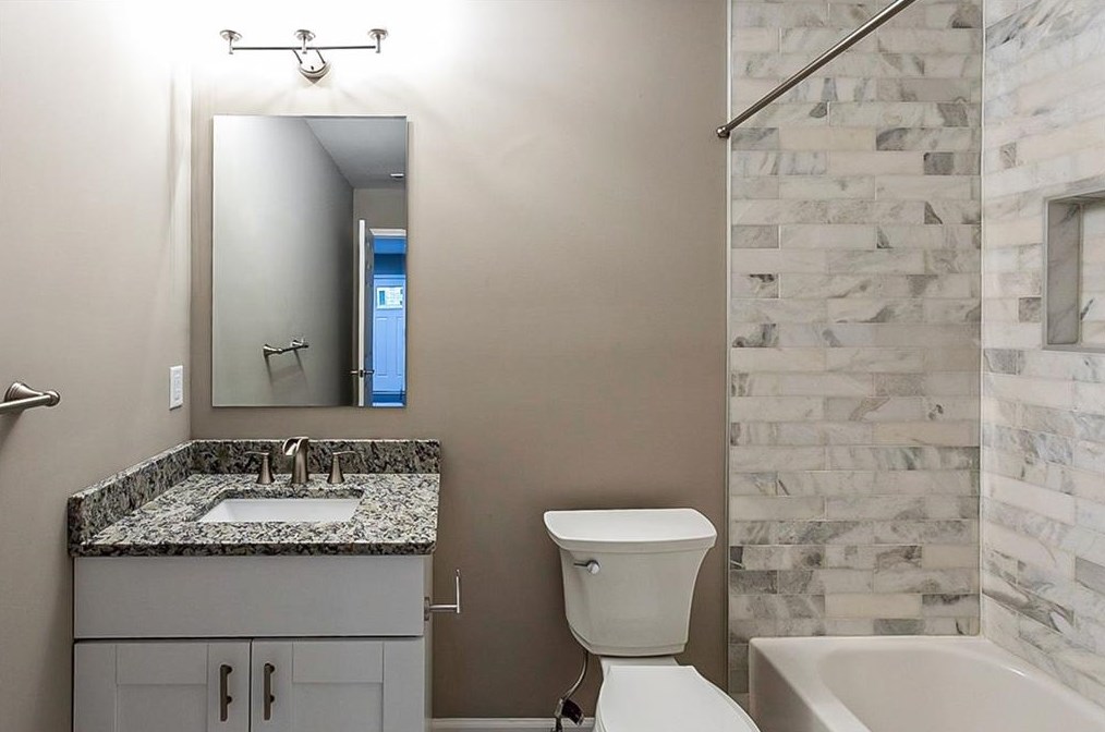 2127 Garden Cir, Decatur GA  30032-5314 exterior