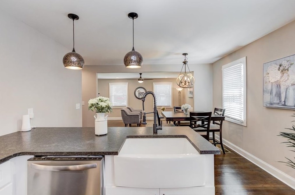 2023 Marco Dr, Decatur GA  30032-3933 exterior