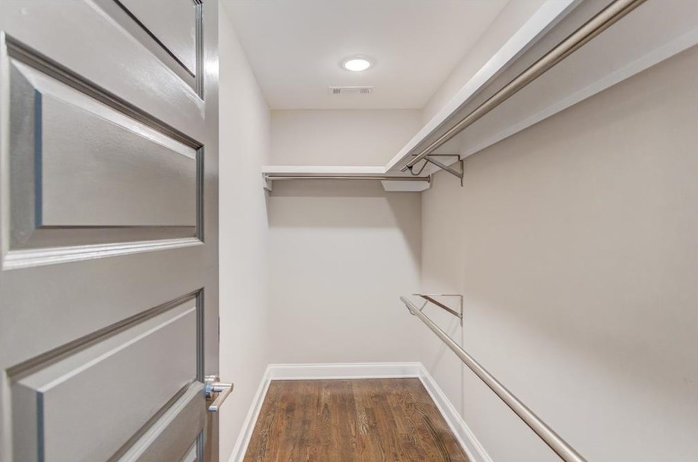 2023 Marco Dr, Decatur GA  30032-3933 exterior