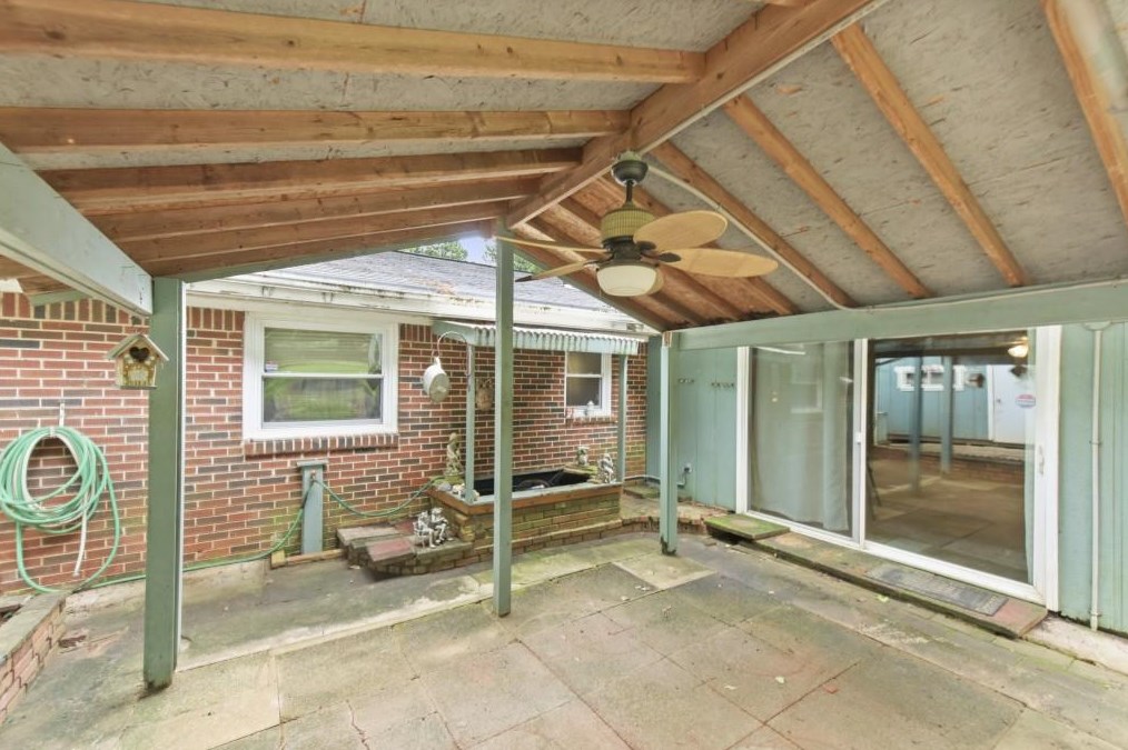 3387 Glensford Dr, Decatur GA  30032-4748 exterior