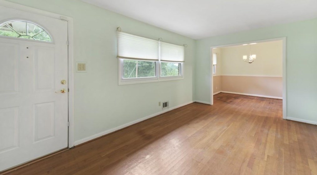 3387 Glensford Dr, Decatur GA  30032-4748 exterior